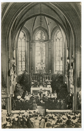 Inneres des kathol. Kirche zu Edenkoben - zur Anwesenheit Seiner Königl. Hoheit Prinzregent Ludwig von Bayern mit Gemmahlin und Töchter - Pfingsten 1913