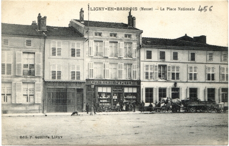 Ligny-en-Barrois (Meuse) - la Place Nationale